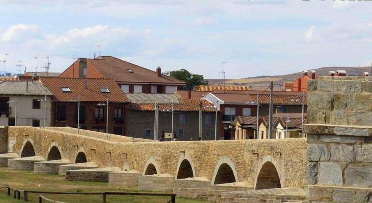 Gran celebración de las Justas Medievales de Hospital de Órbigo en León, Fiesta de Interés Turístico Regional.