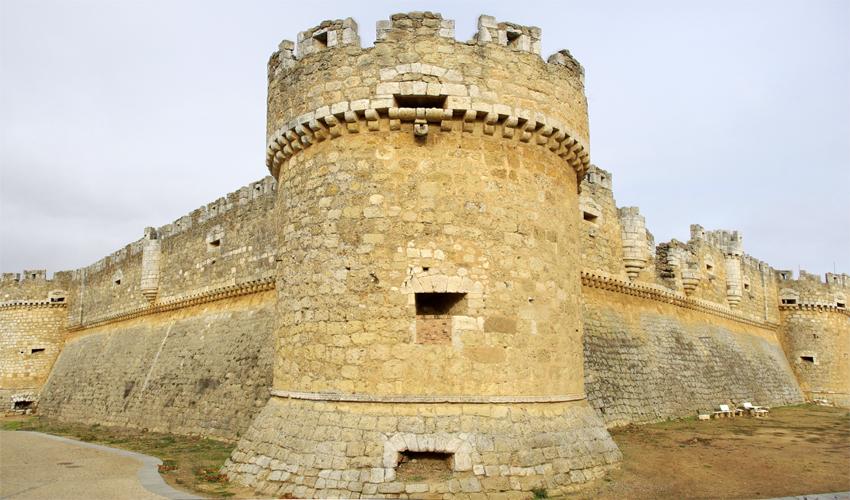 Castillo de Artillería en Grajal de Campos, León