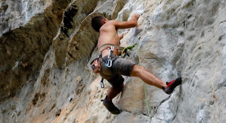 Guía completa de escalada en roca en la provincia de León con las mejores zonas y vías